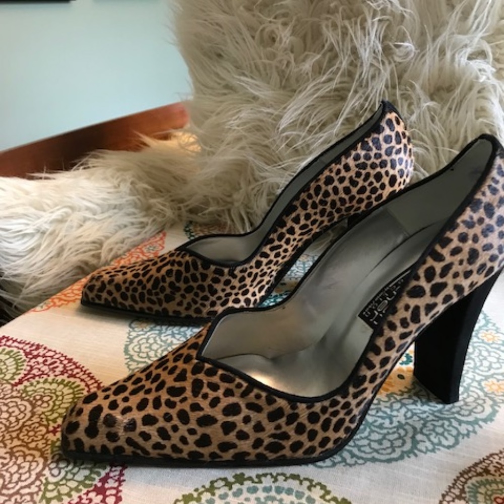 New "Bobcat" Leather/Pony Fur Pumps